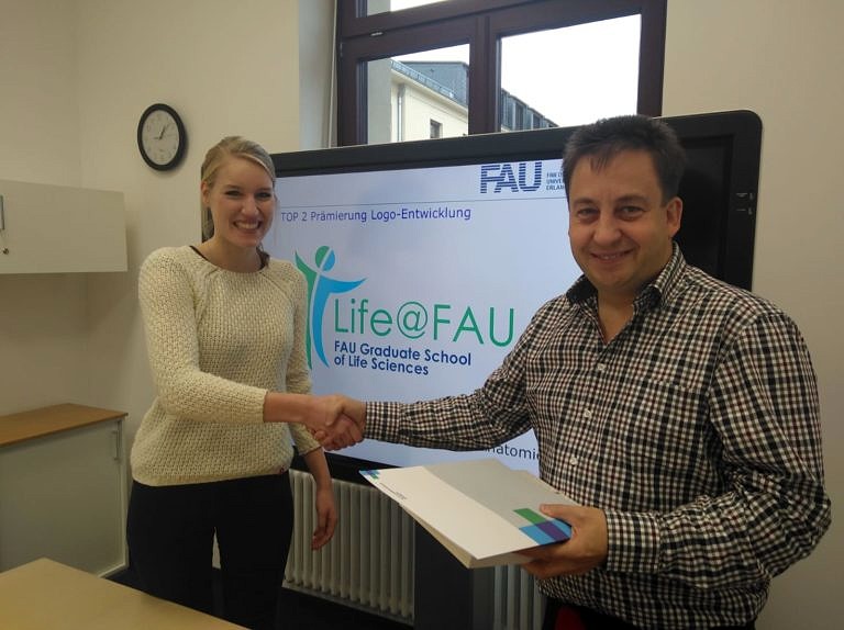 Logo für die Life@FAU – Gewinnerin des Ideenwettbewerbes ist Hannah Mäurer